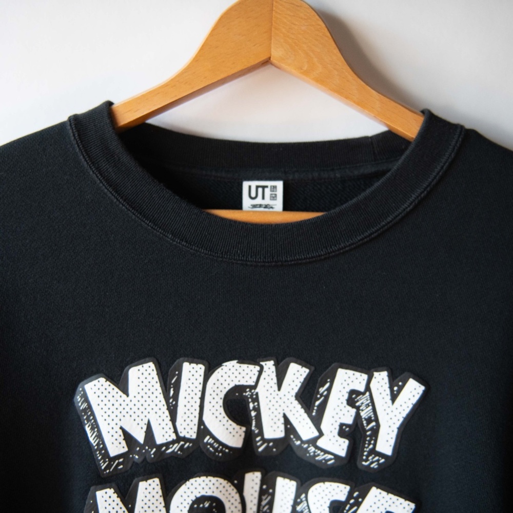 Uniqlo UT Joshua Vides Monochrome Mickey Mouse Pluto Sweatshirt - Picture 2 of 9